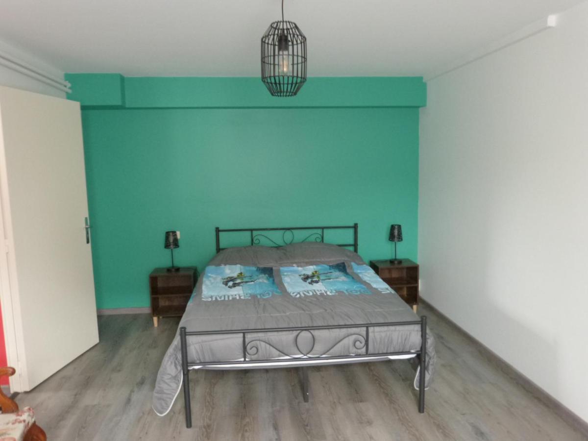 Logement Spacieux Rez-De-Chaussee, Jardin, Stationnement Devant, A 5 Minutes A Pied Du Centre De Sarlat 빌라 외부 사진